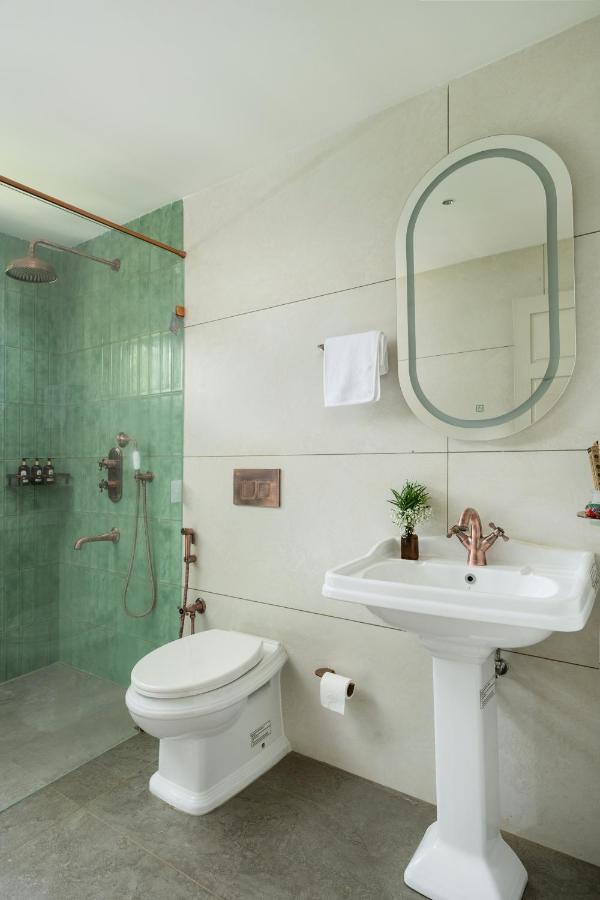 The Sacred Lotus Ayurveda Wellness Retreat Hotel Kochi Ngoại thất bức ảnh
